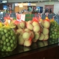 Rà soát nguồn gốc hoa quả bán ở sân bay Nội Bài